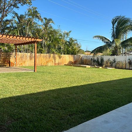 House In Dania Beach Exterior foto